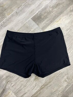 Swim shorts cover up plus size women’s 2XL Women's Black Swim Boyshort Coverup